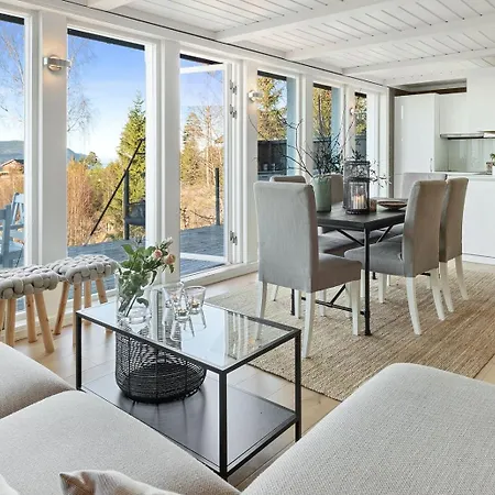 Guest house Huldrestua - Mjosa-Utsikt - Vestvendt - 30 Min Osl 3*